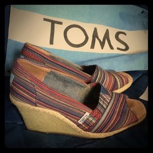 TOMS Peeptoe Wedges